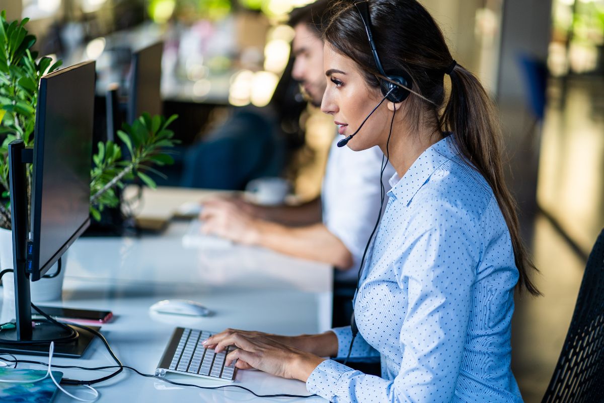 HOW TO CONDUCT A CALL CENTER AUDIT