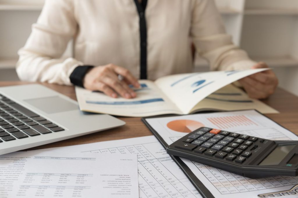 Bookkeeping vs Accounting: Understanding the Variances