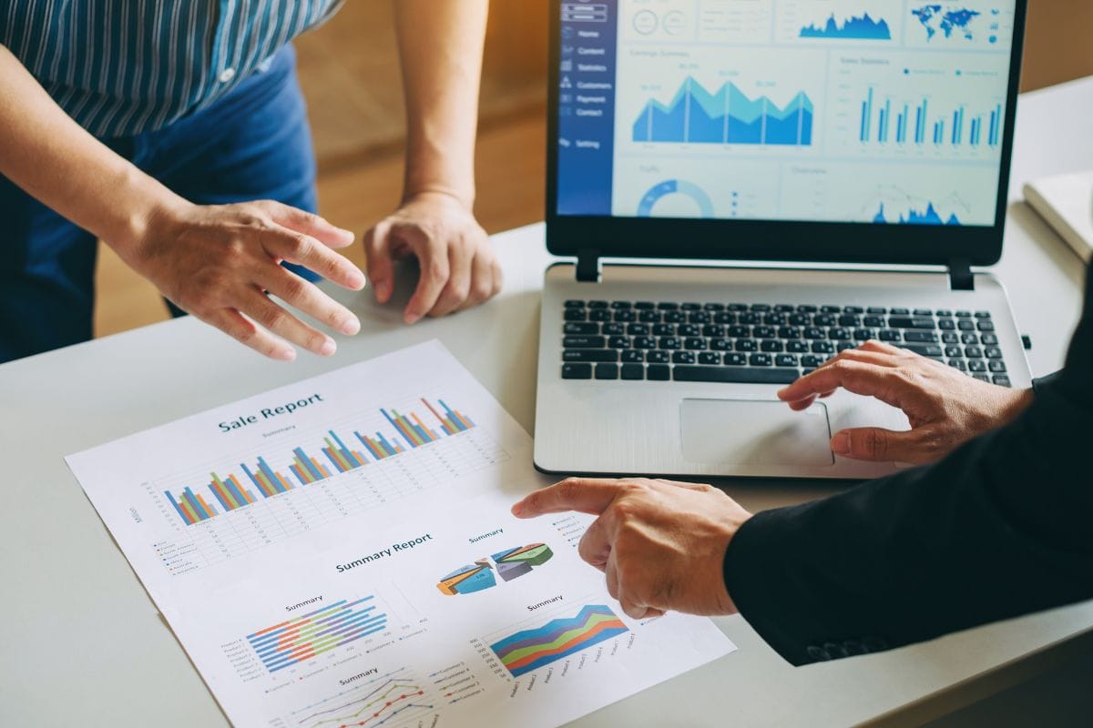 Cash Flow Management For SMEs: Strategies & Examples