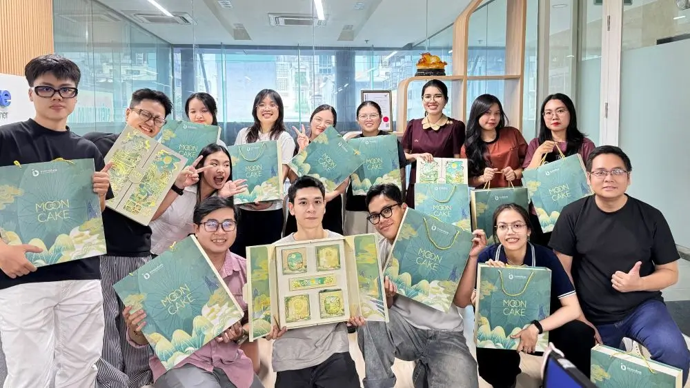 Celebrating Mid-Autumn Festival at Innovature BPO